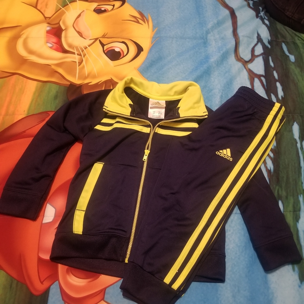 Adidas sweatsuit